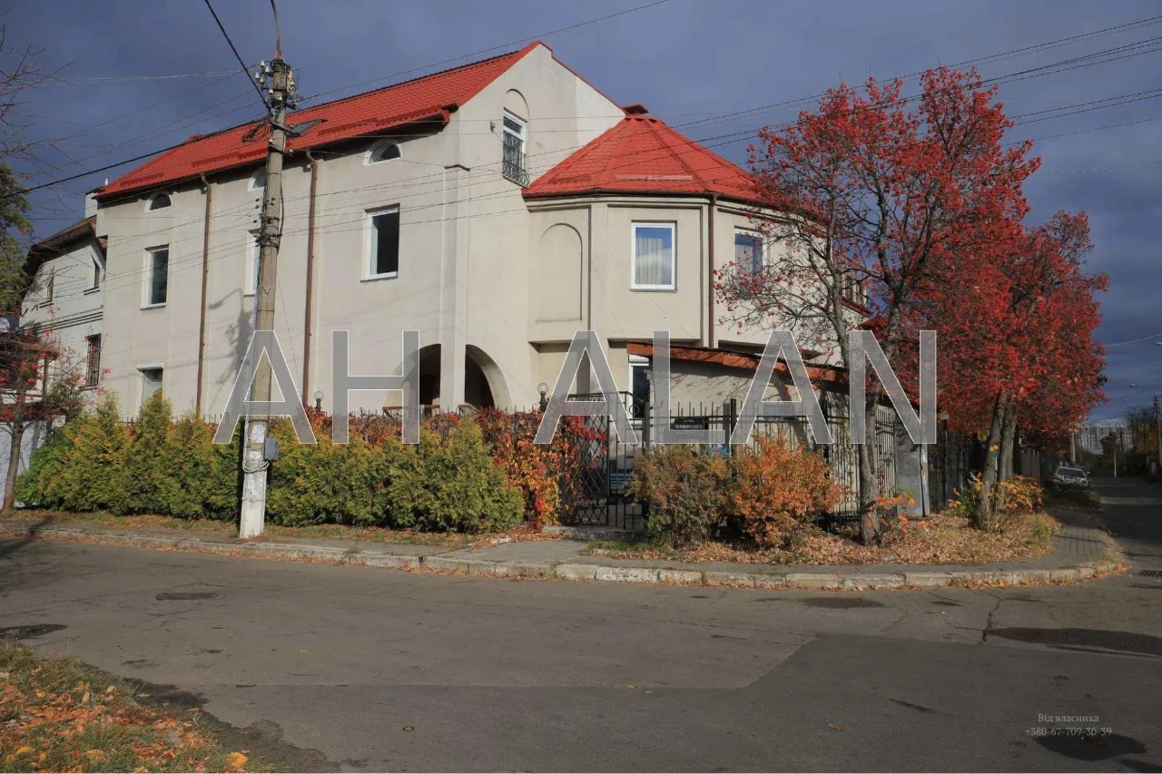 вул.Черняховського, 36, Шевченківський район, орієнтир Нивки