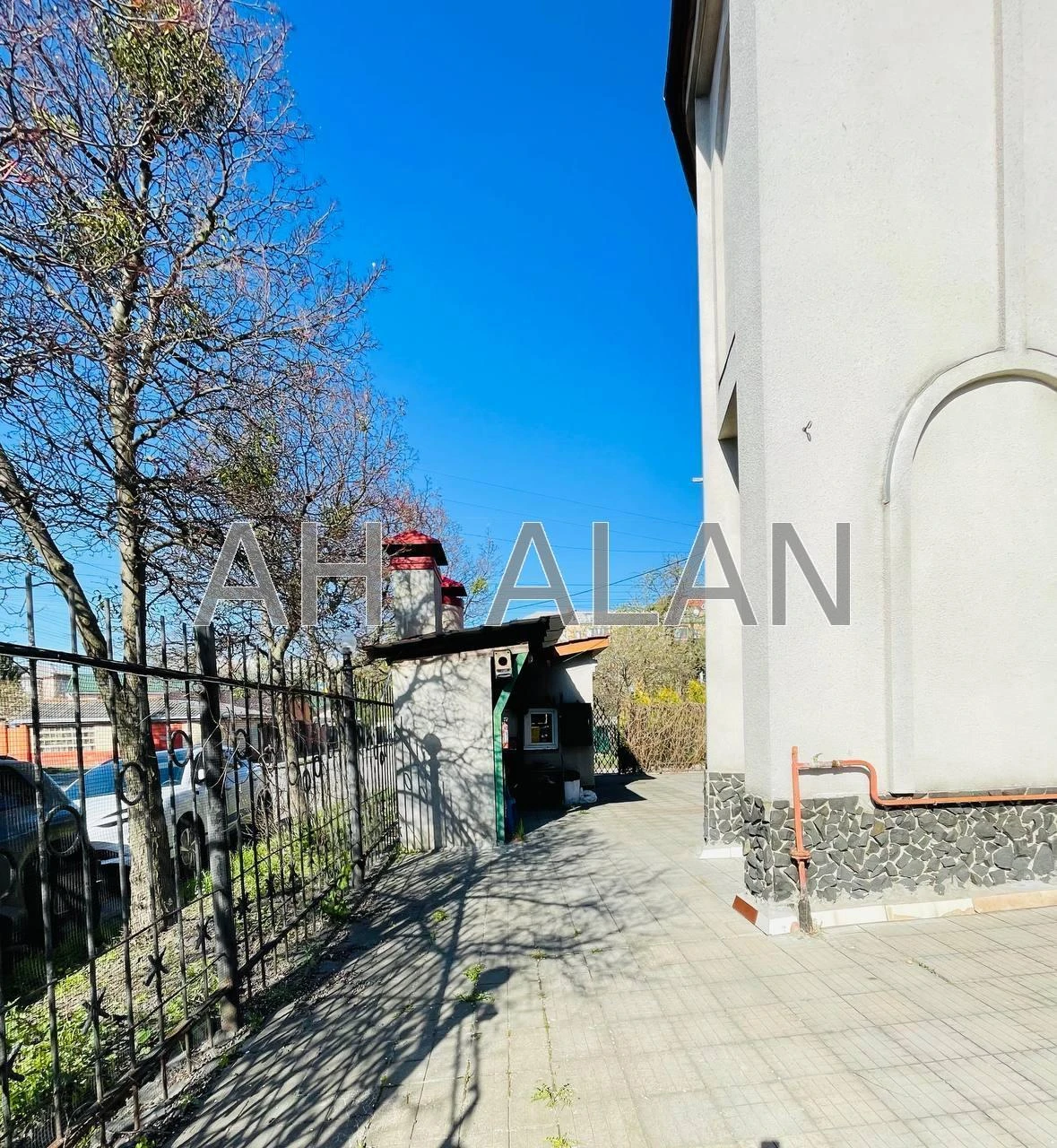 вул.Черняховського, 36, Шевченківський район, орієнтир Нивки