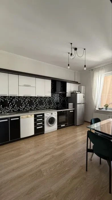 Продам 2-к. квартиру, ул. Пишоновская в доме от БК Стикон, г