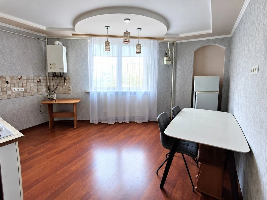 Продаж великої 2 кімнатної квартири в новобудові