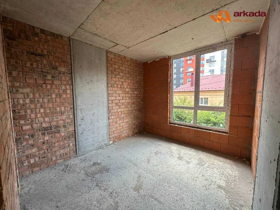 Продаю 2кімнатну квартиру в центрі. ЖК Шелест. 60м2