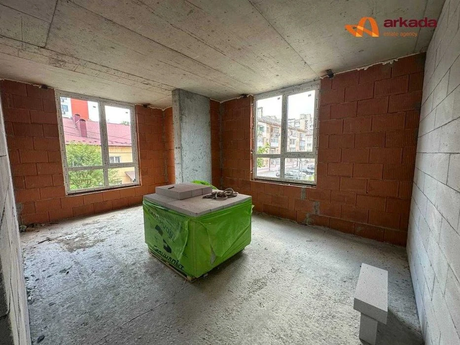 Продаю 2кімнатну квартиру в центрі. ЖК Шелест. 60м2