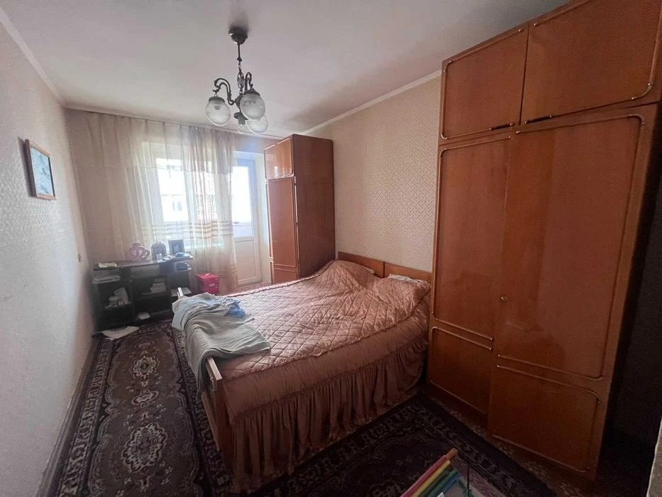 Продаж 4-кімнатної квартири! Центр (орієнтир АТБ) 39948