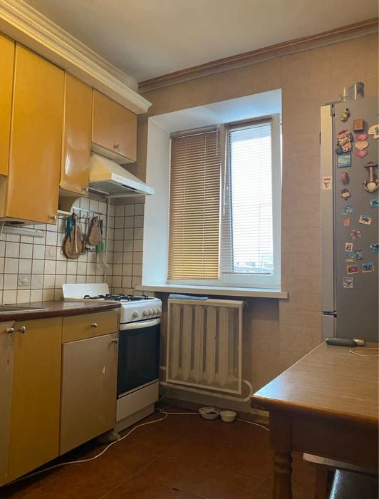 Продам 3х кімн кв Киівська