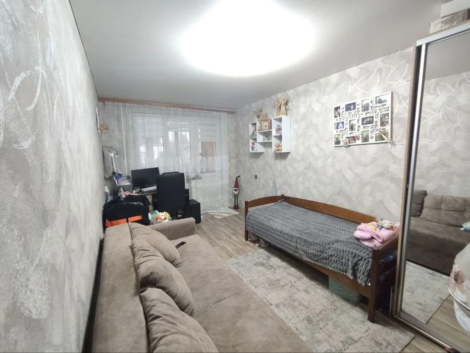 Продаж 1 кімнатної квартири р-н Довженка