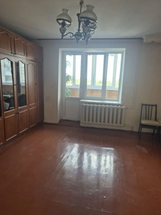 Продаж 3-х кімнвтної квартири вул.Домбровського
