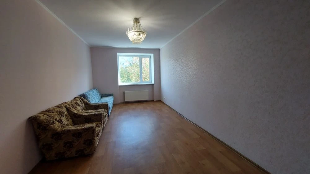 2-х кімнатна квартира 65м² вул. Старобілоуська  61б