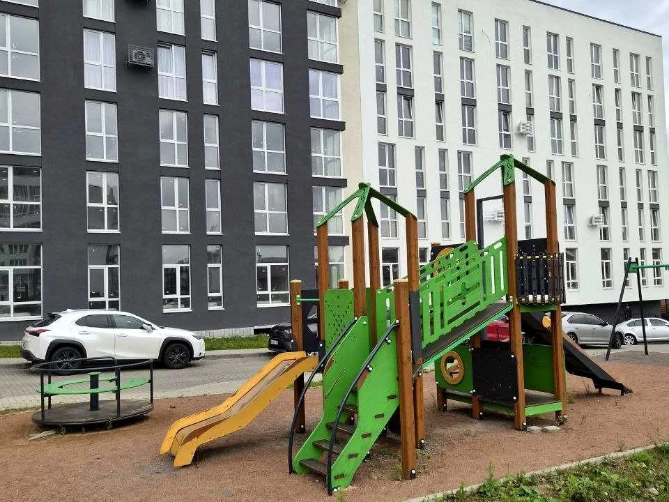 Квартира. Львів, Володимира Великого вул. (Артема)