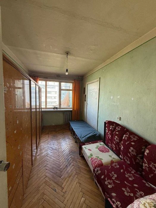 Продаж 2-кім. квартири в цегляній чешці, вул. Мазепи