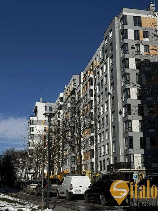 Продається дворівнева квартира з великою терасою у ЖК Auroom