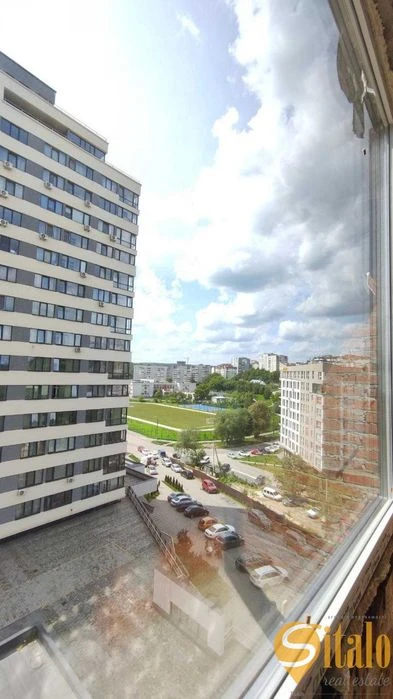 Продається 1-кімнатна квартира в новобудові на вулиці Очерет