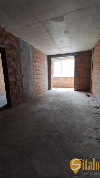 Продається 1-кімнатна квартира в новобудові на вулиці Очерет