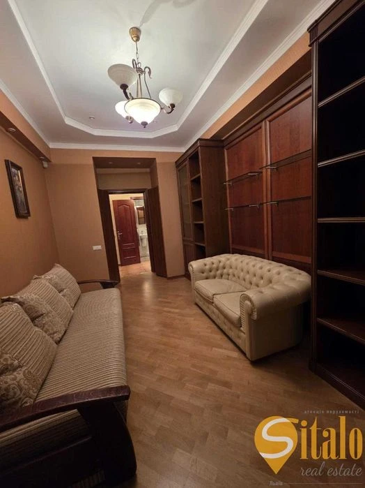 Продаж 3-кімнатної квартири у Львові на вулиці Цегельського