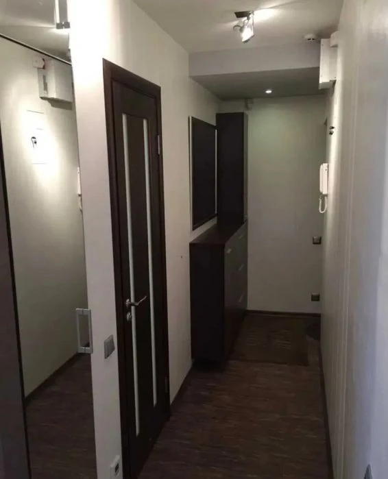 Продам 2к квартиру Александра Поля пр. 62