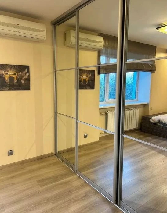 Продам 2к квартиру Александра Поля пр. 62