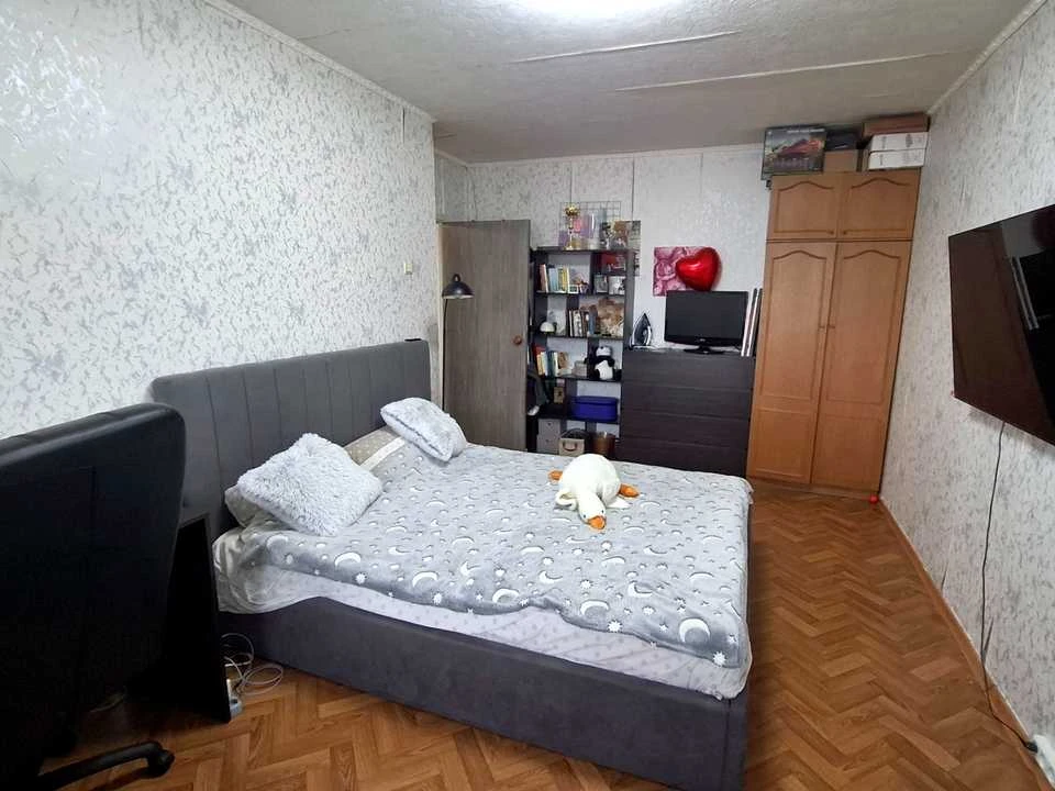 Apartment. Kharkiv, Lesya Serdyuka St. (Komandarma Korka)