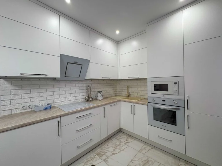 БЕЗ% Продам 2-к квартиру з ремонтом ЖК Вишиванка, вул. Пріор