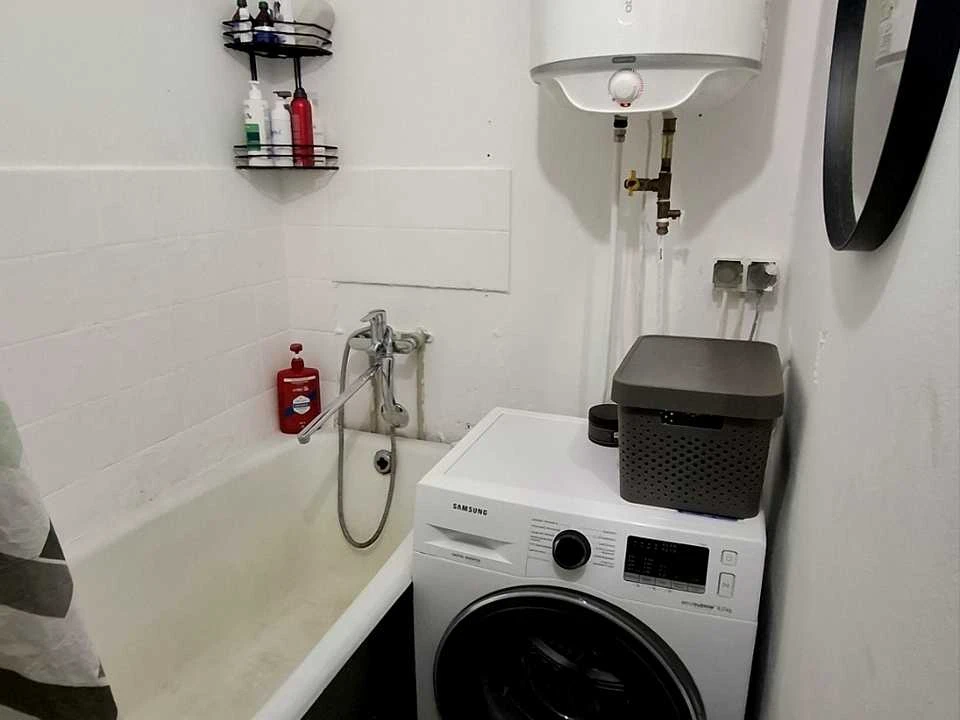 Apartment. Kharkiv, Lesya Serdyuka St. (Komandarma Korka)
