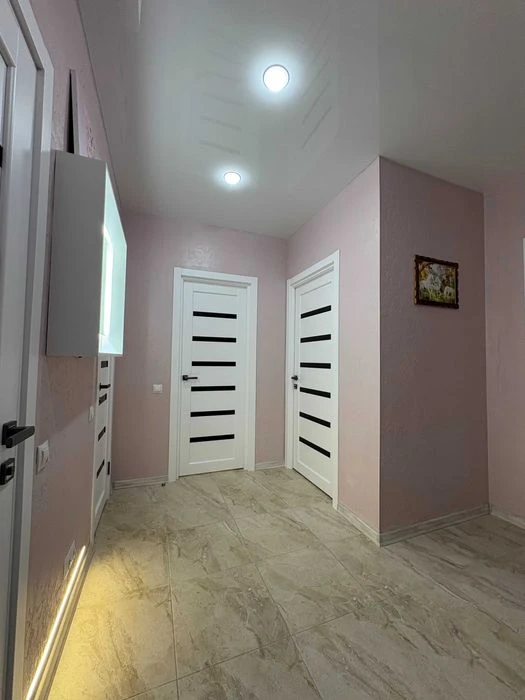 БЕЗ% Продам 2-к квартиру з ремонтом ЖК Вишиванка, вул. Пріор
