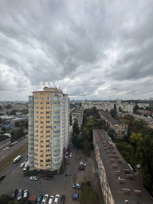 БЕЗ% Продам 2-к квартиру з ремонтом ЖК Вишиванка, вул. Пріор