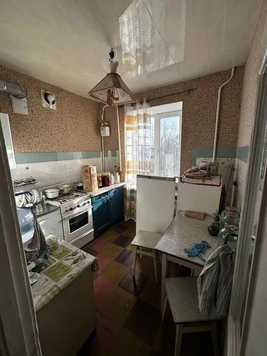 Продам 3-комн квартиру в районе Ковалевской Софьи ул.
