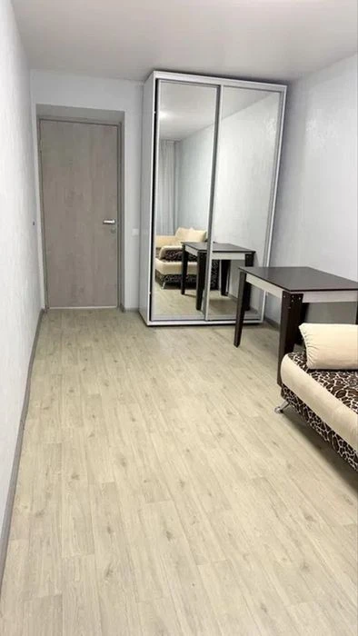 Продам 3-комн квартиру в районе Ковалевской Софьи ул.