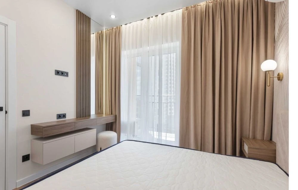 Продам 1 к. квартиру  в ЖК 60 Жемчужина, ул. Краснова. гос.