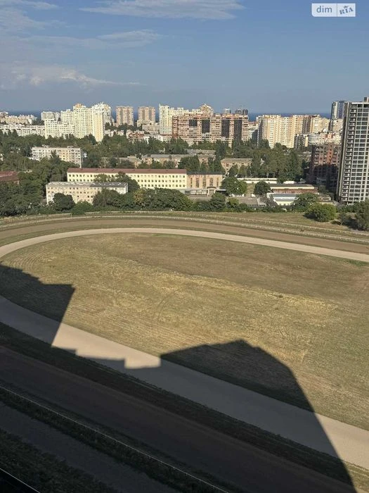 Продам 1-кімн. квартиру 43 м² з видом на іподром у ЖК 61 Жем
