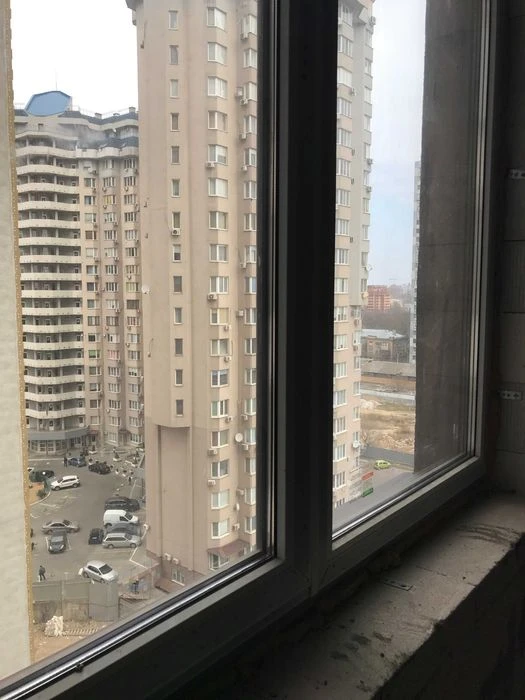 Квартира в новому будинку  в Центрі міста. Розтермінування.