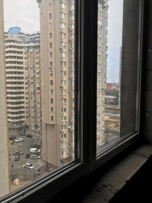 Квартира в новому будинку  в Центрі міста. Розтермінування.