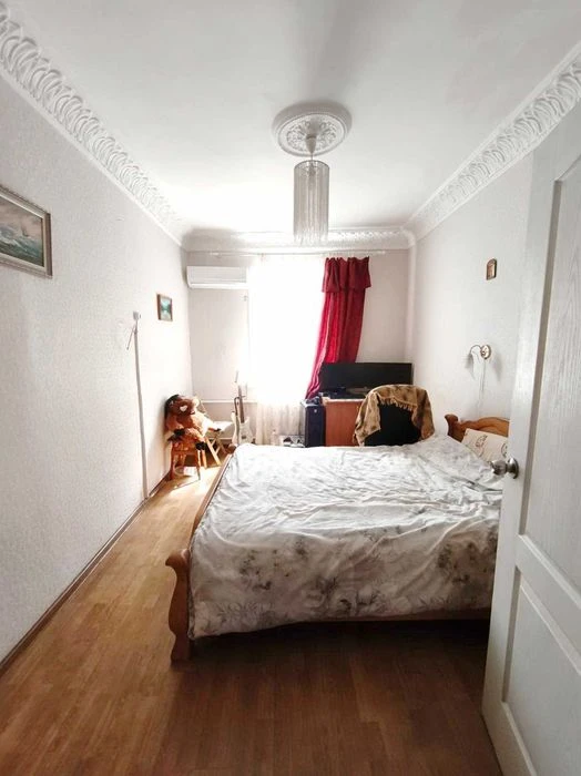 Продажа 3-комнатной квартиры в центре недалеко от парка Шевч