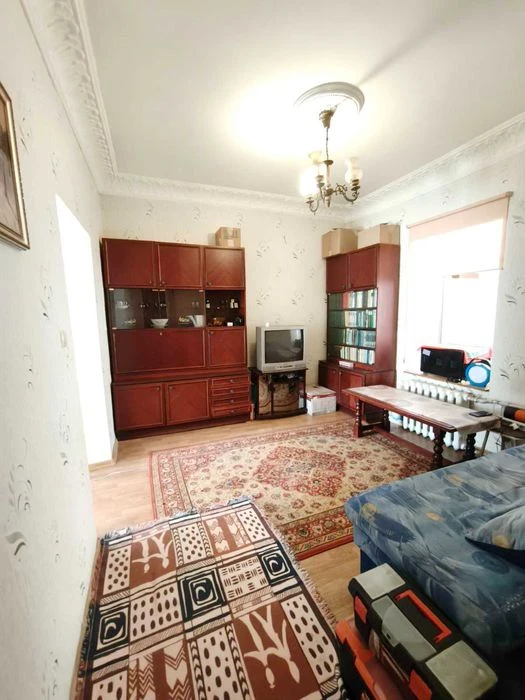 Продажа 3-комнатной квартиры в центре недалеко от парка Шевч