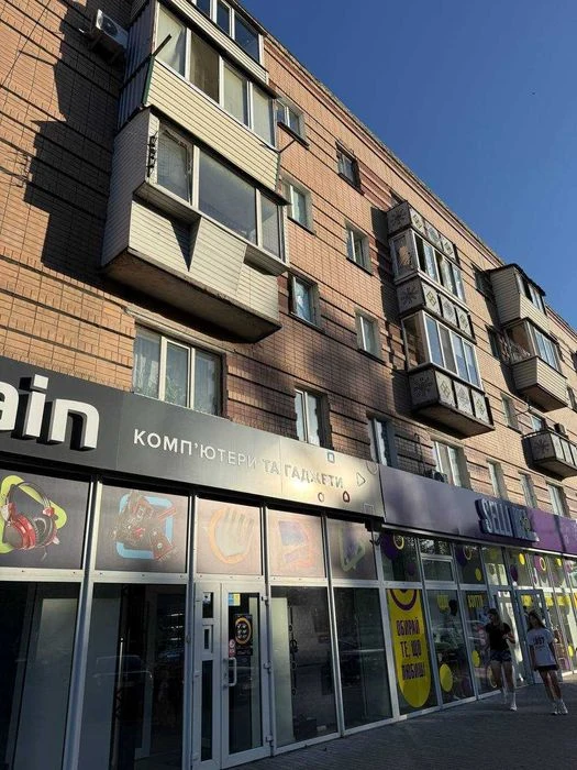 Продаж 2-кімнатної квартири | Смілянська / Вернигори