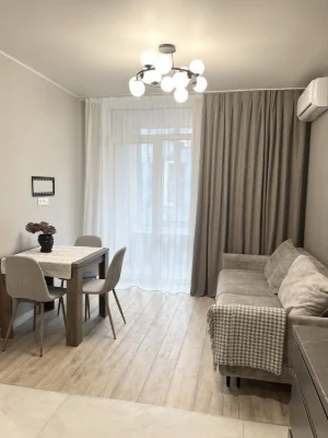 Designer euro-3 room in the Respublika residential complex | come and live | m