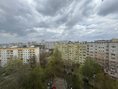 Продам 3-х кімнатну квартиру на Коновальця