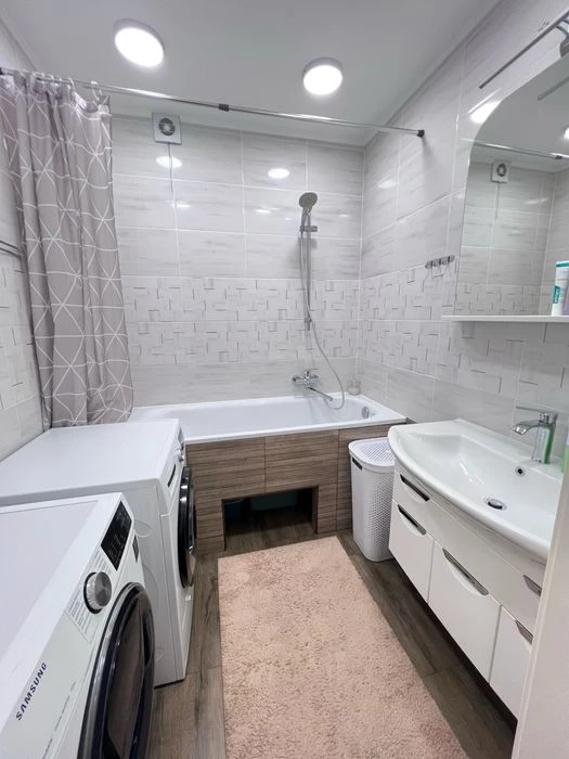 Продам 3-х кімнатну квартиру в новобудові