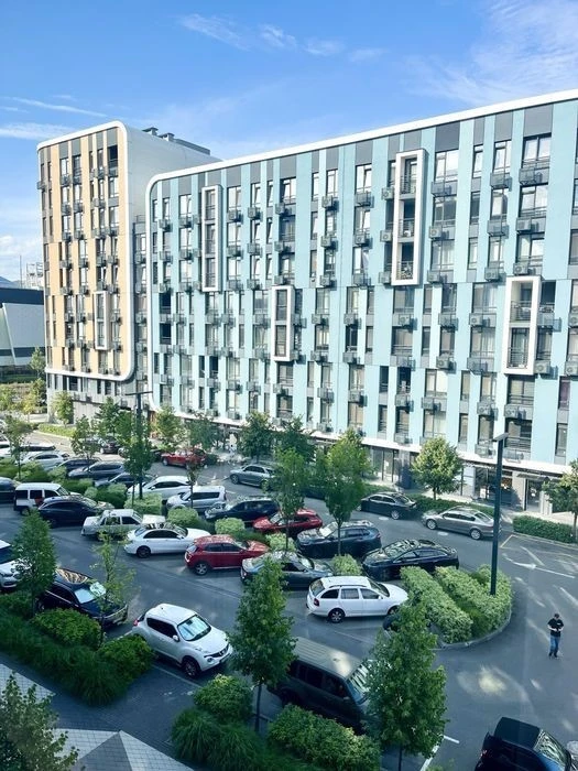 Designer euro-3 room in the Respublika residential complex | come and live | m