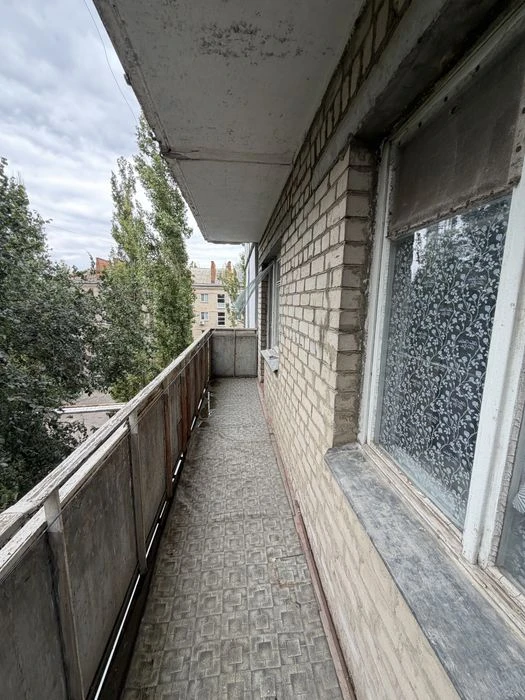 Продаж 4кк 1-га слобідська  / проспект центральний