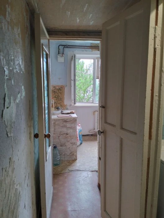 2к.кв.,ул.Театральная-пр.Богоявленский 15900$,торг