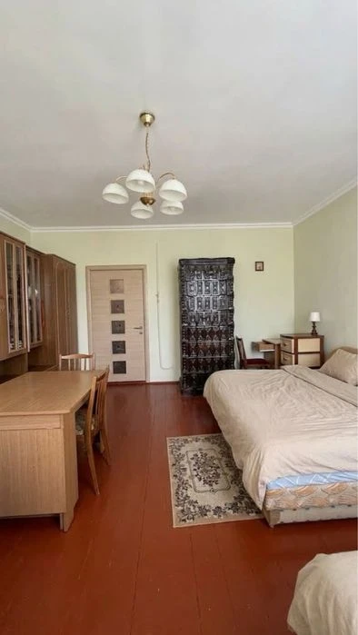Продаж 1 кімнатної ПОРУЧ З ЦЕНТРОМ, РУСЬКА (р-н МОСТА), ХОРО