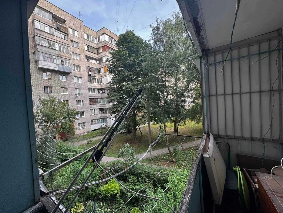 Продаж 3-кімнатної квартири в Шевченківському районі, вул. Т