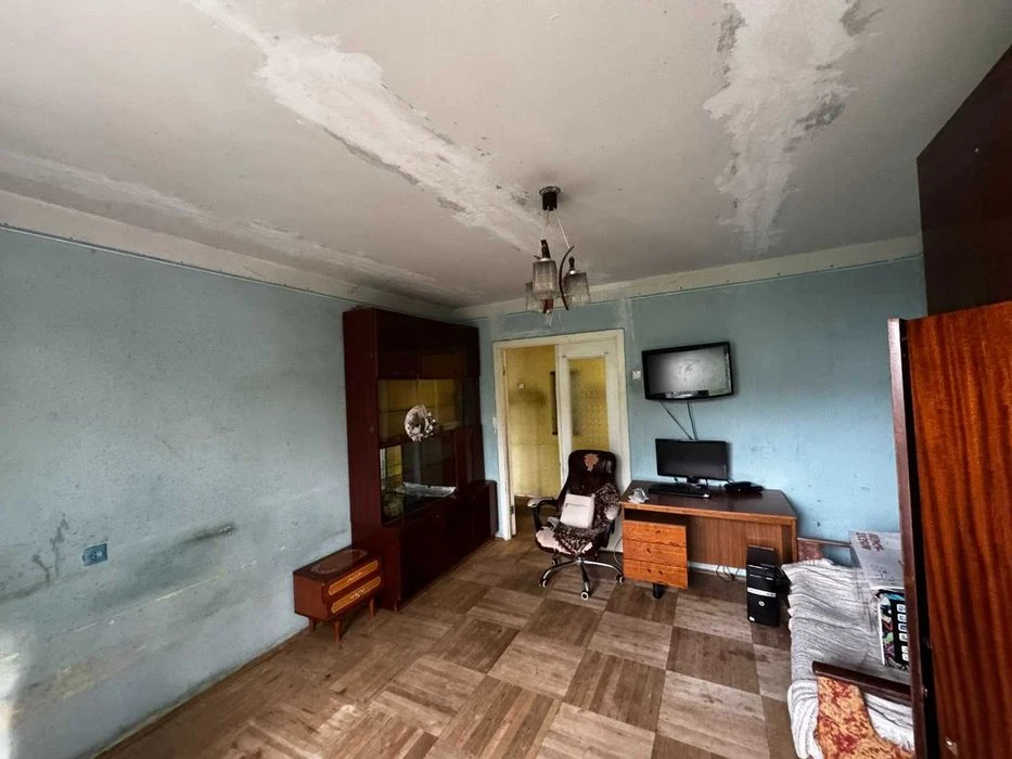 Продаж 3-кімнатної квартири в Шевченківському районі, вул. Т