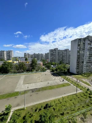 3 кімн. квартира Миколи Бажана просп., 28-В