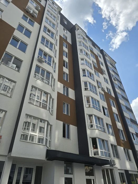 Продаж великої трикімнатної квартири, новобудова, Гоголя 253