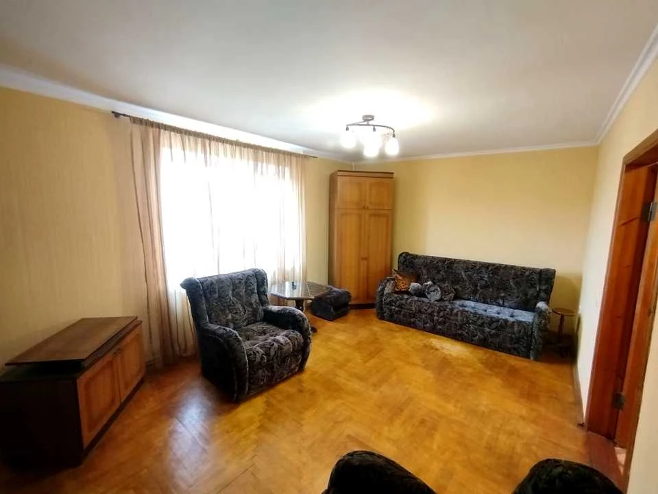 Квартира. Київ, Братиславська вул.