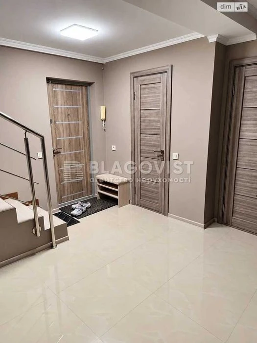 Продаж 2 рівневої 3К Київ Китаївська 14/16