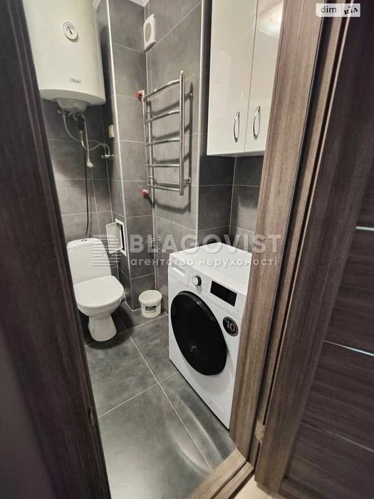 Продаж 2 рівневої 3К Київ Китаївська 14/16
