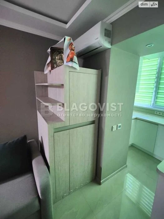 Продаж 2 рівневої 3К Київ Китаївська 14/16