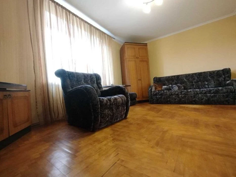 Без %! Продаж 2-кімнатної квартири Братиславська 13