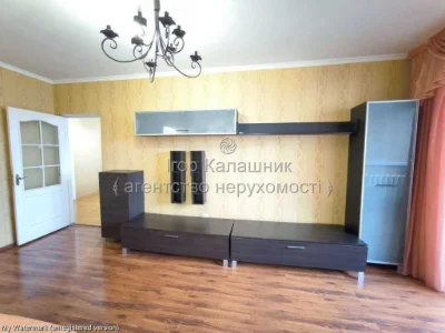 3-room apartment for sale 72.1 m², Yuriy Lytvynskoho St.,